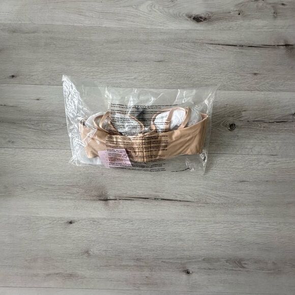 Savage X Fenty Core Microfiber Strapless Bra Honey Nude‎ NWT IN PACKAGE - Picture 9 of 9